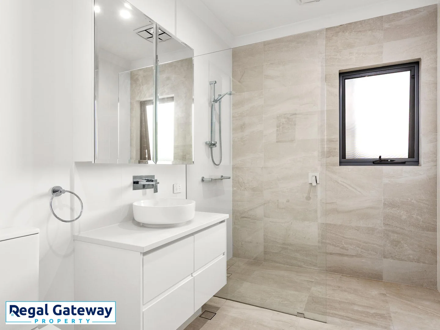 Additional image 10 of 99/100 Clementine Boulevard, Treeby WA 6164