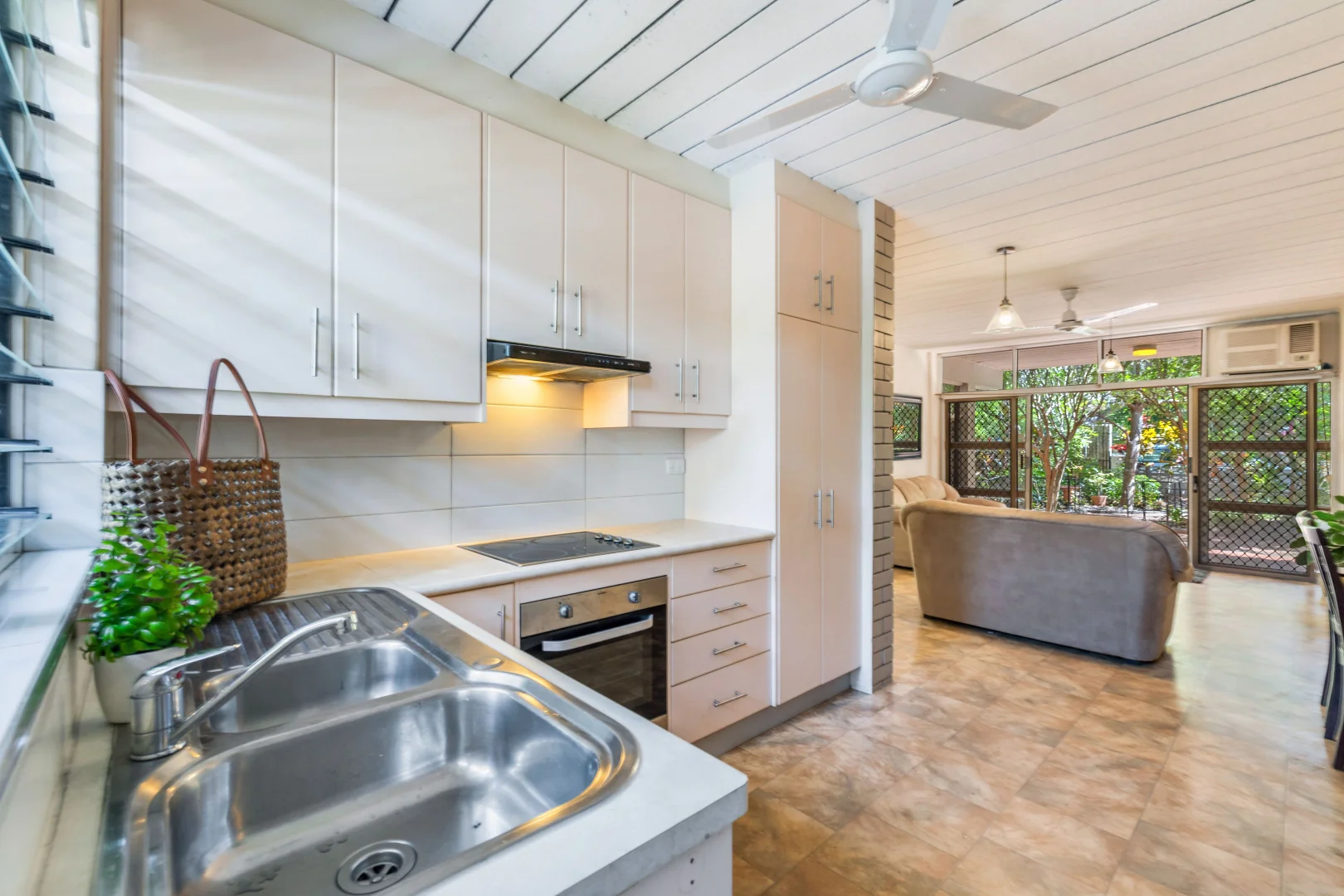 Additional image 3 of 2/56 Chapman Road, Rapid Creek NT 0810