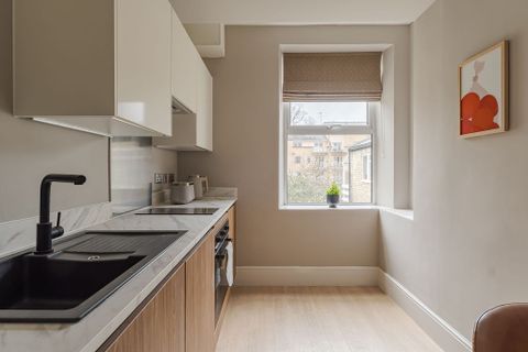 Flat 4, 3 Willis Road, Cambridge CB1