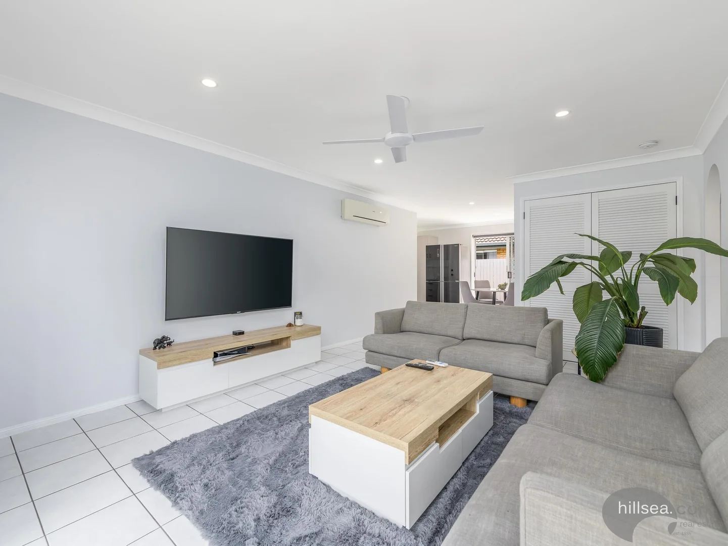 Additional image 4 of 1/9 Riccarton Place, Labrador QLD 4215