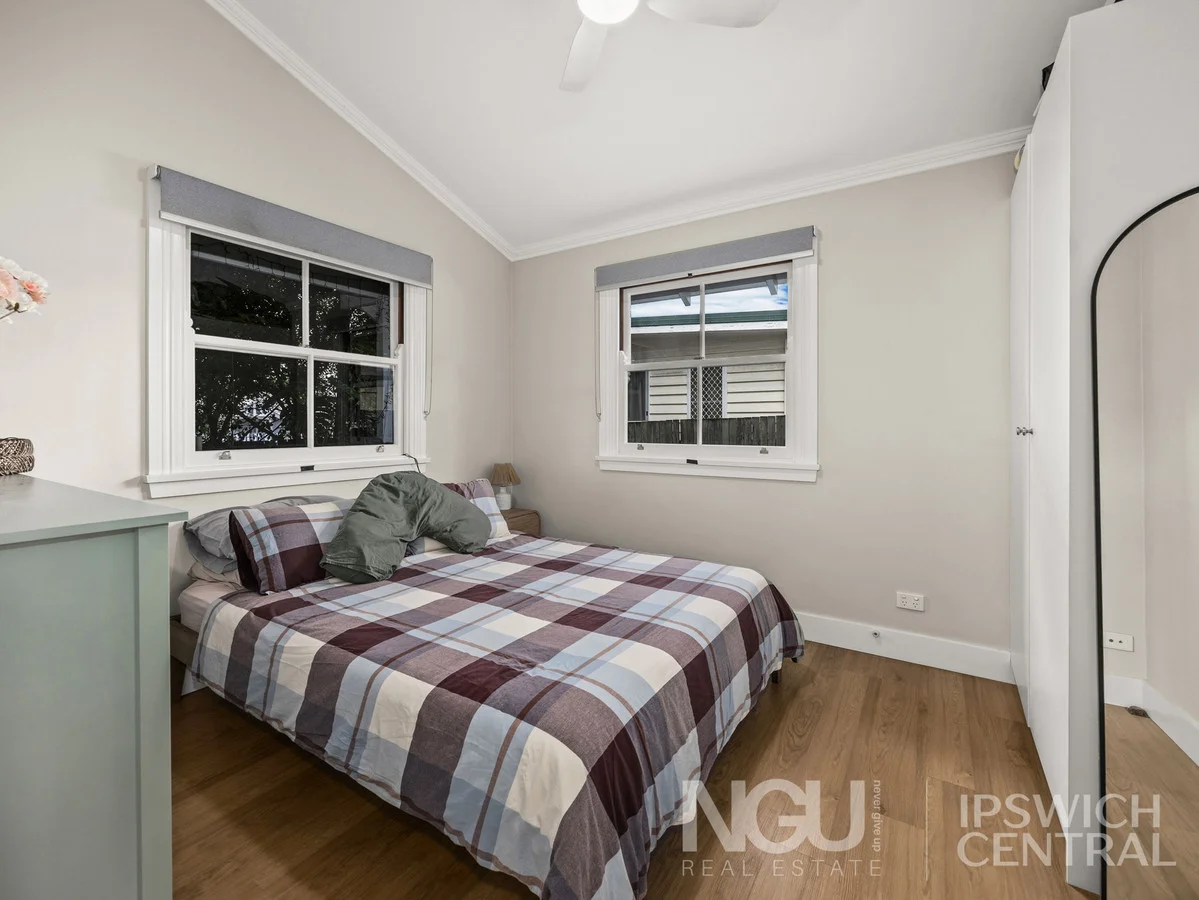 Additional image 9 of 1 & 2 / 25 Teape Street, Silkstone QLD 4304