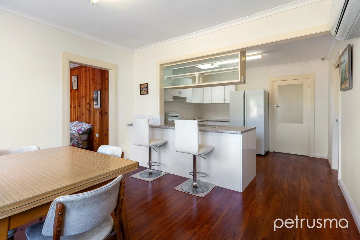 Additional image 10 of 199 Derwent Avenue, Lindisfarne TAS 7015