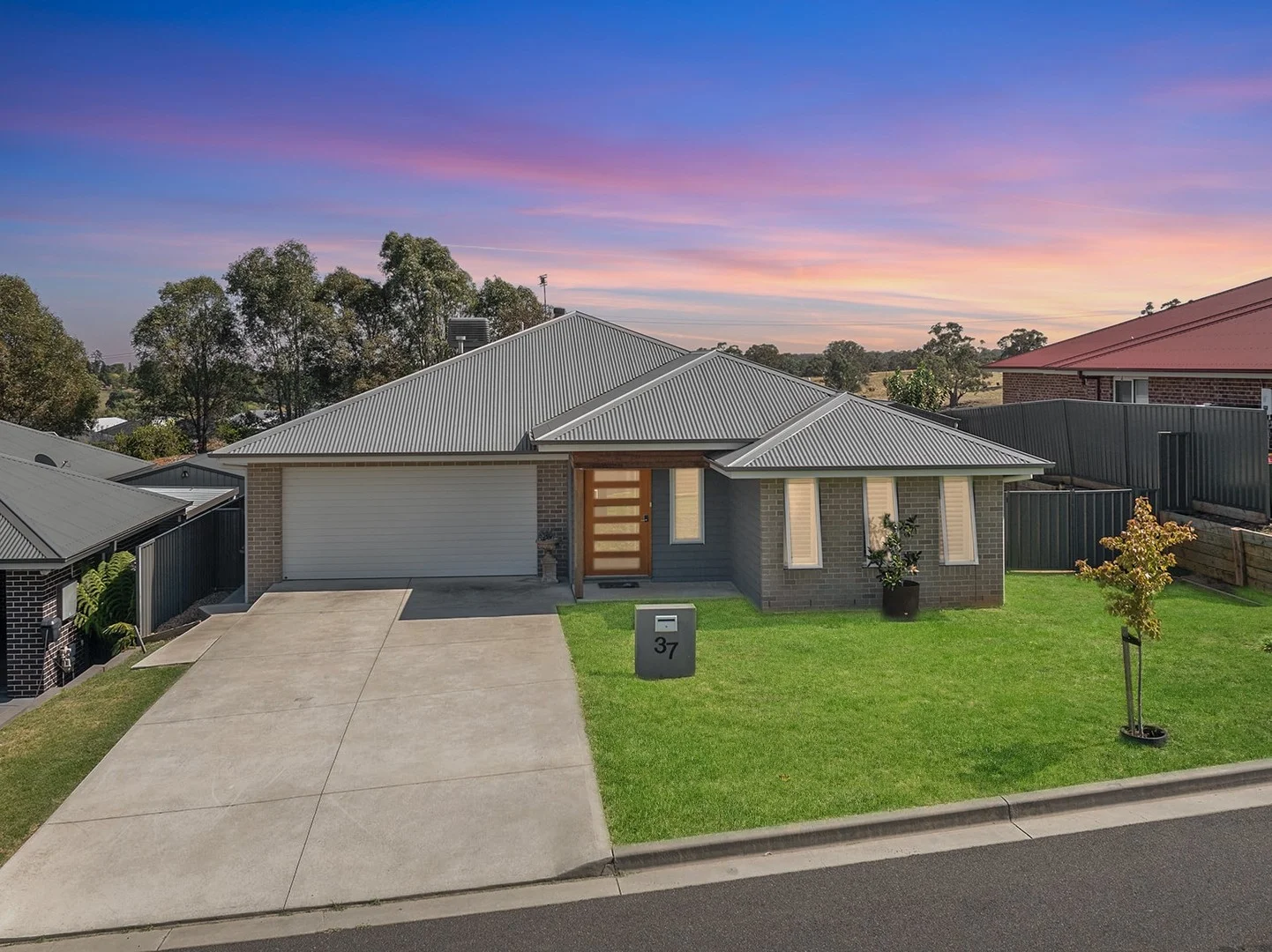 37 Tilston Way, Orange NSW 2800