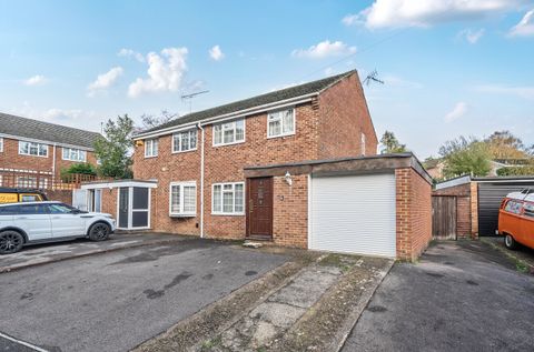 Goldcrest Gardens, Lordswood, Southampton, Hampshire SO16