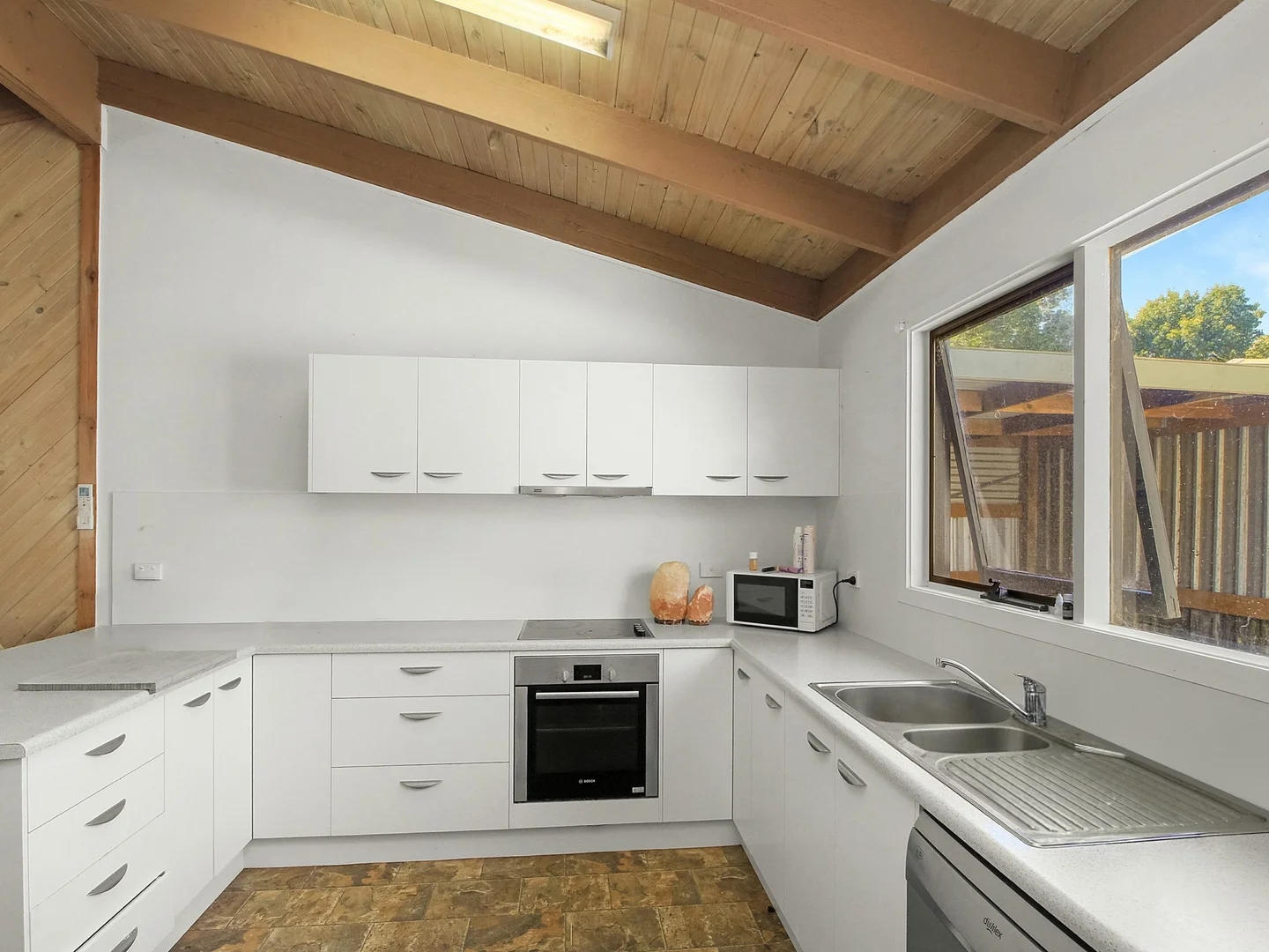 Additional image 3 of 10 King Street, Bruthen VIC 3885