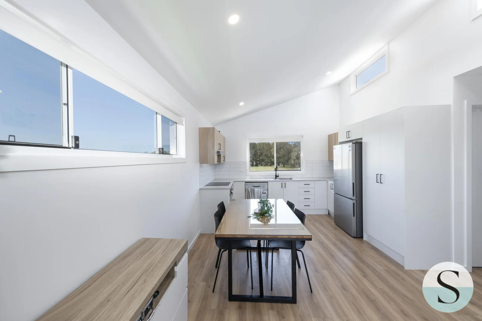 Additional image 12 of 24 Marks Parade, Marks Point NSW 2280