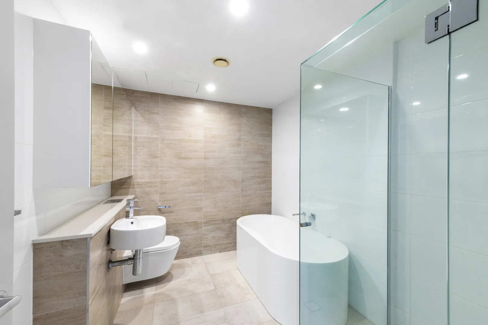 Additional image 5 of 604/2 Como Crescent, Southport QLD 4215