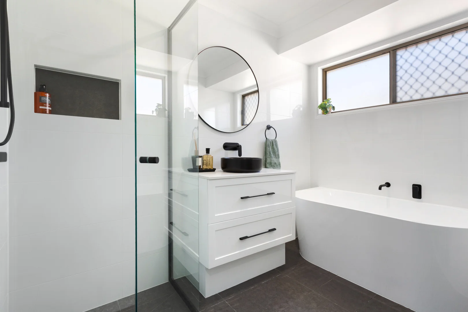 Additional image 7 of 282 Nineteenth Avenue, Elanora QLD 4221