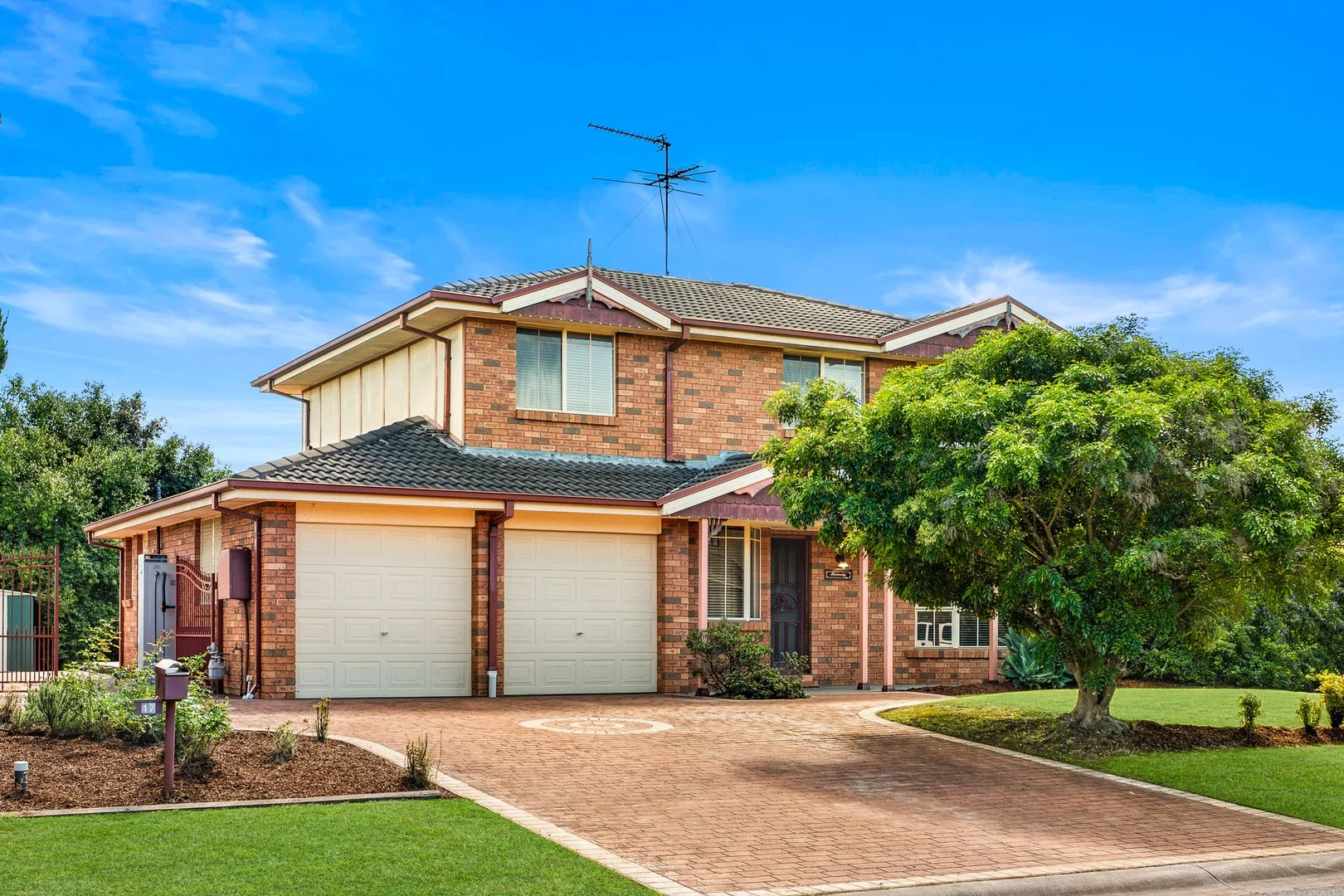 17 Burra Close, Glenmore Park NSW 2745