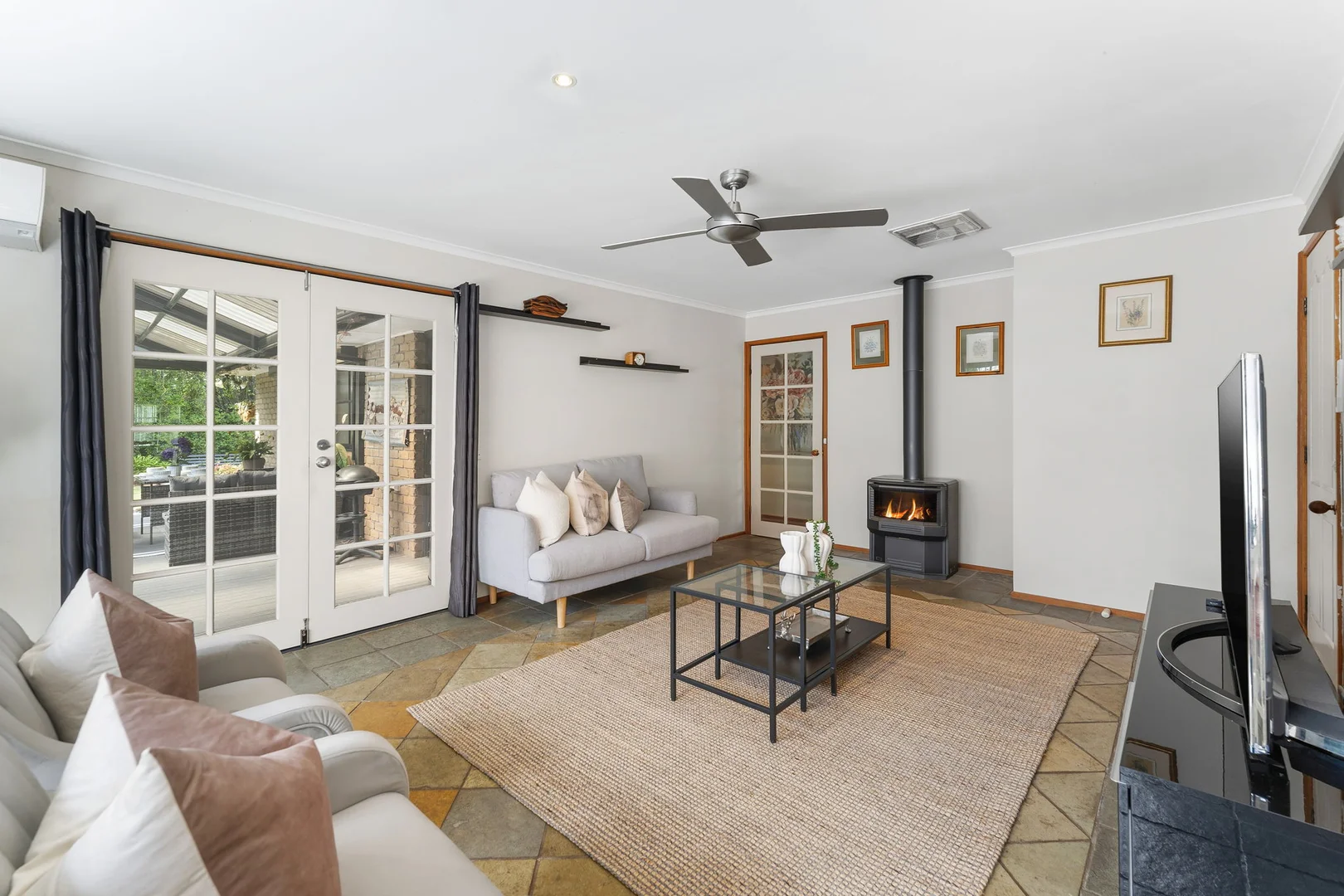 Additional image 5 of 4 Matthews Court, Mill Park VIC 3082