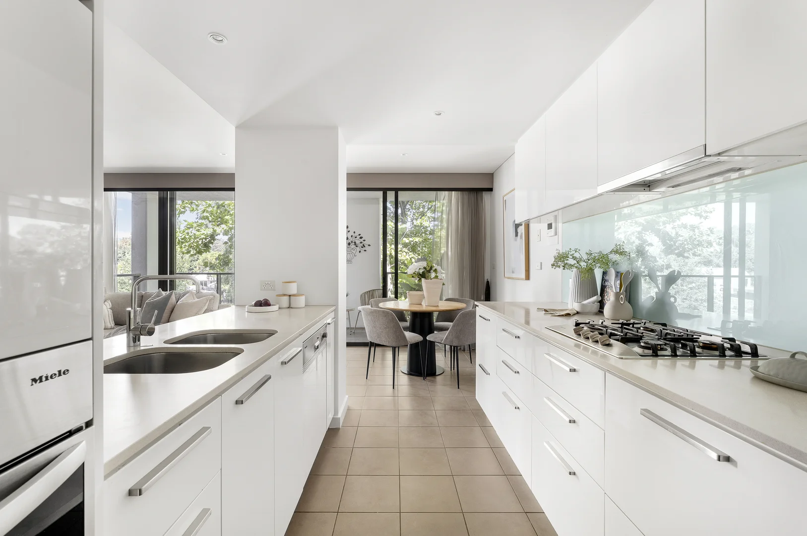 Additional image 2 of 102/53 Chaucer Crescent, Canterbury VIC 3126