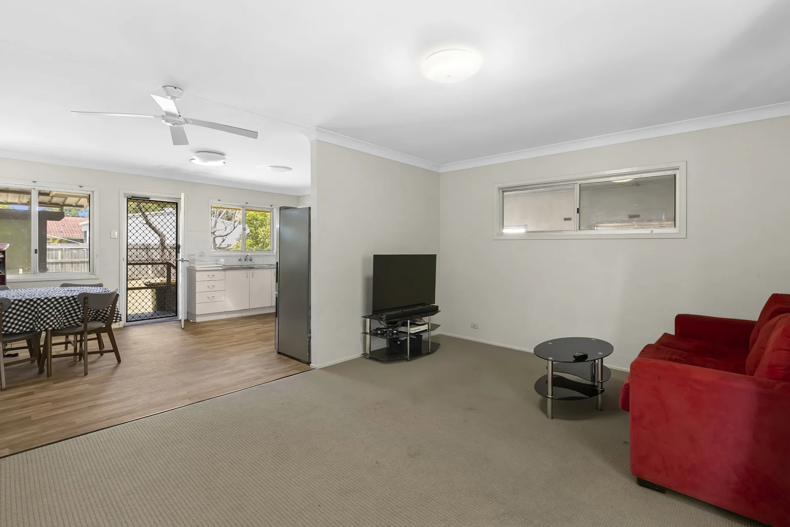 Additional image 2 of 22 William Street, Urangan QLD 4655