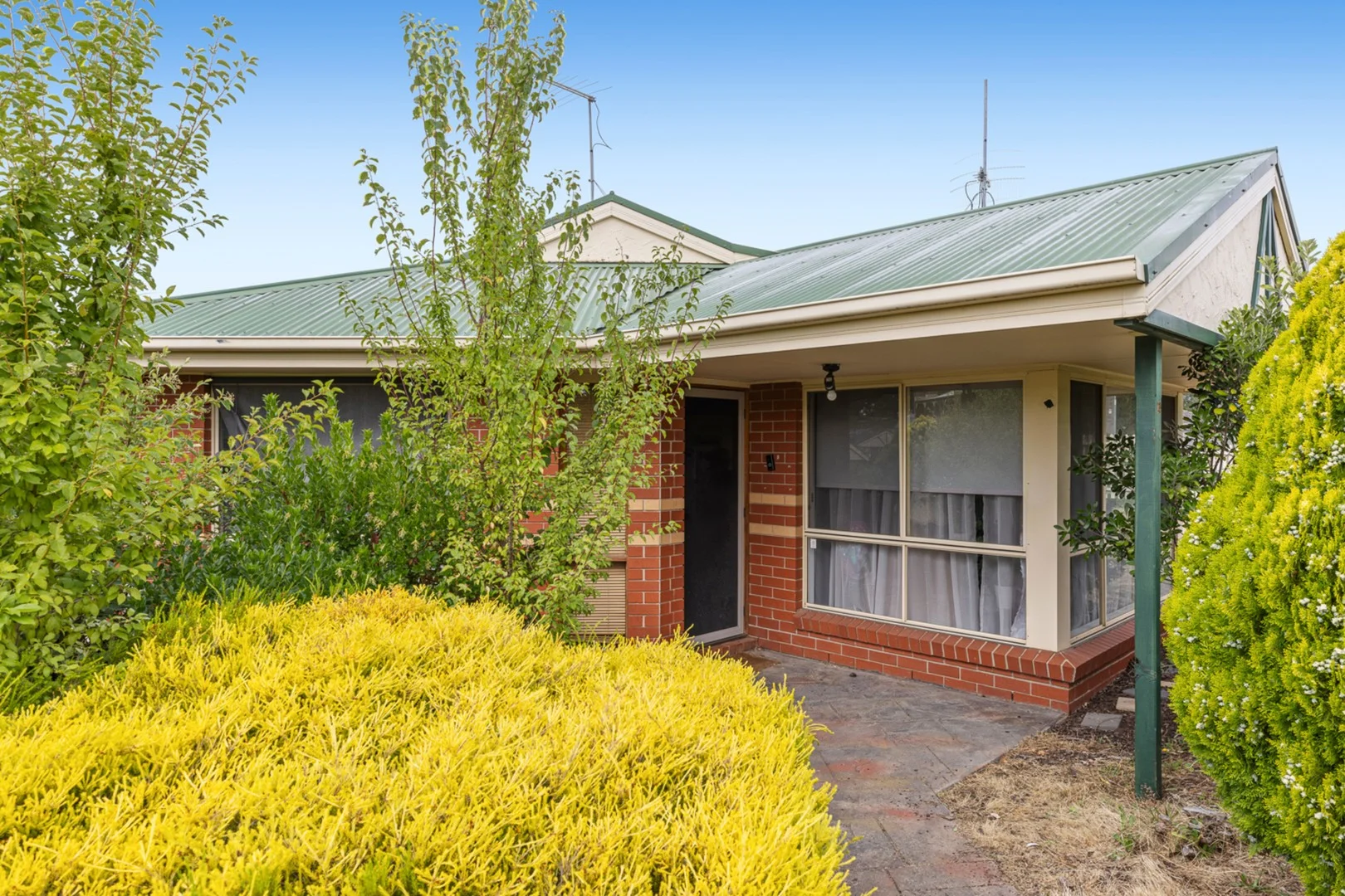 10/106 Whitehorse Road, Mount Clear VIC 3350