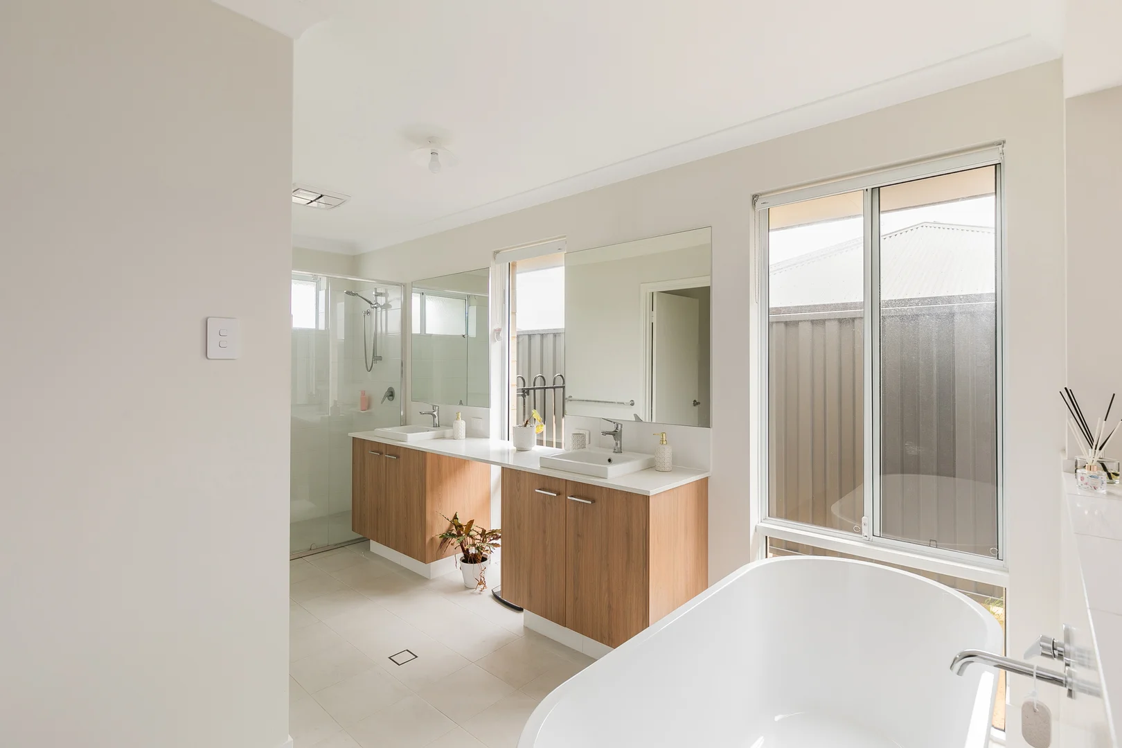 Additional image 10 of 8 Nirvana Road, Lakelands WA 6180