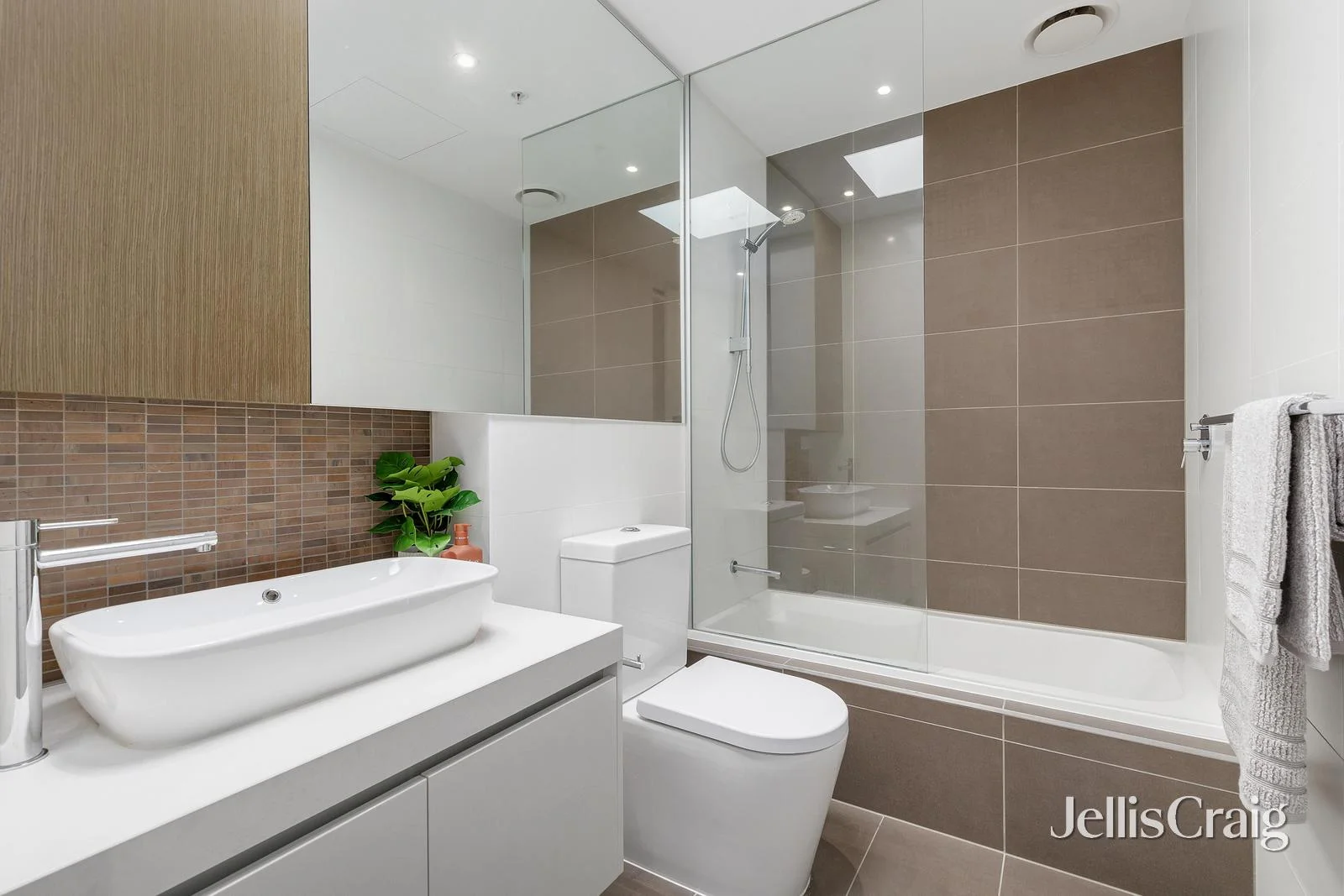 Additional image 7 of 206/201 Whitehorse Road, Balwyn VIC 3103
