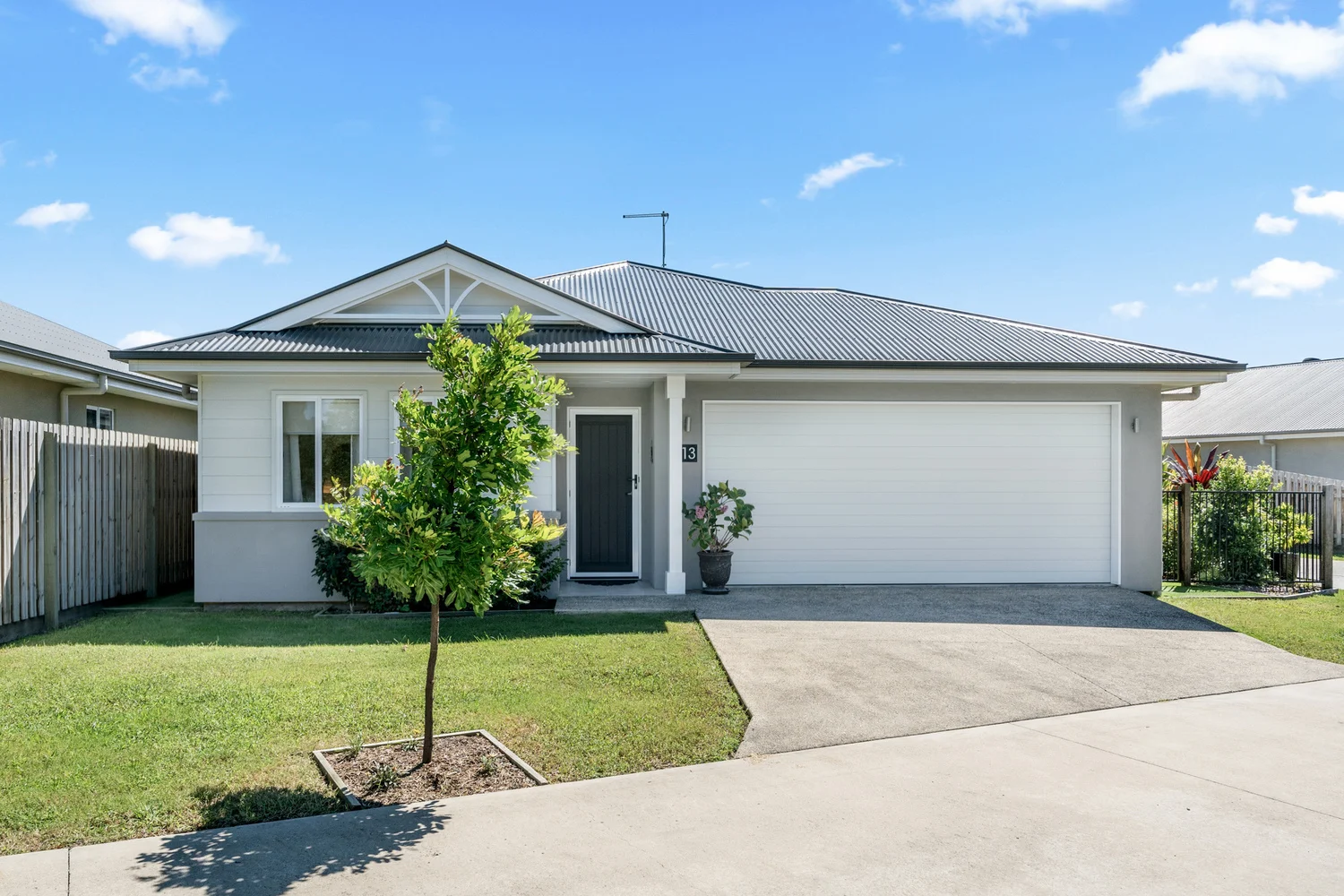 13/2-20 Island View Drive, Urangan QLD 4655