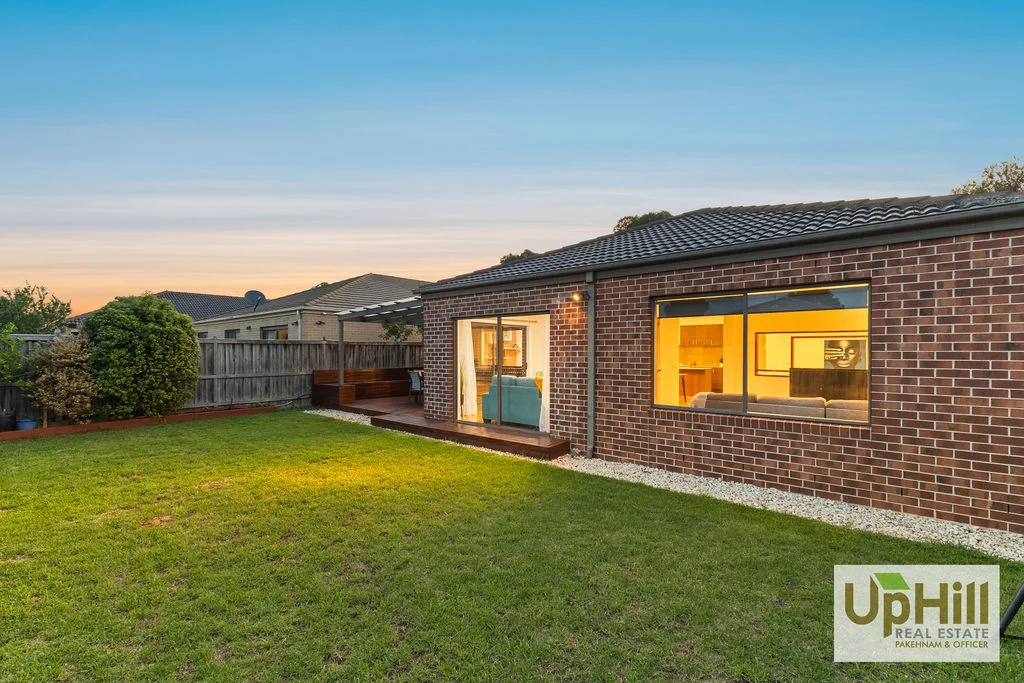 Additional image 18 of 10 Celsius Drive, Cranbourne North VIC 3977