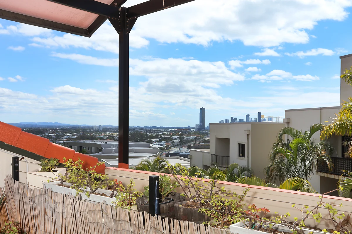 Additional image 22 of E39/1 GREAT HALL DRIVE, Miami QLD 4220