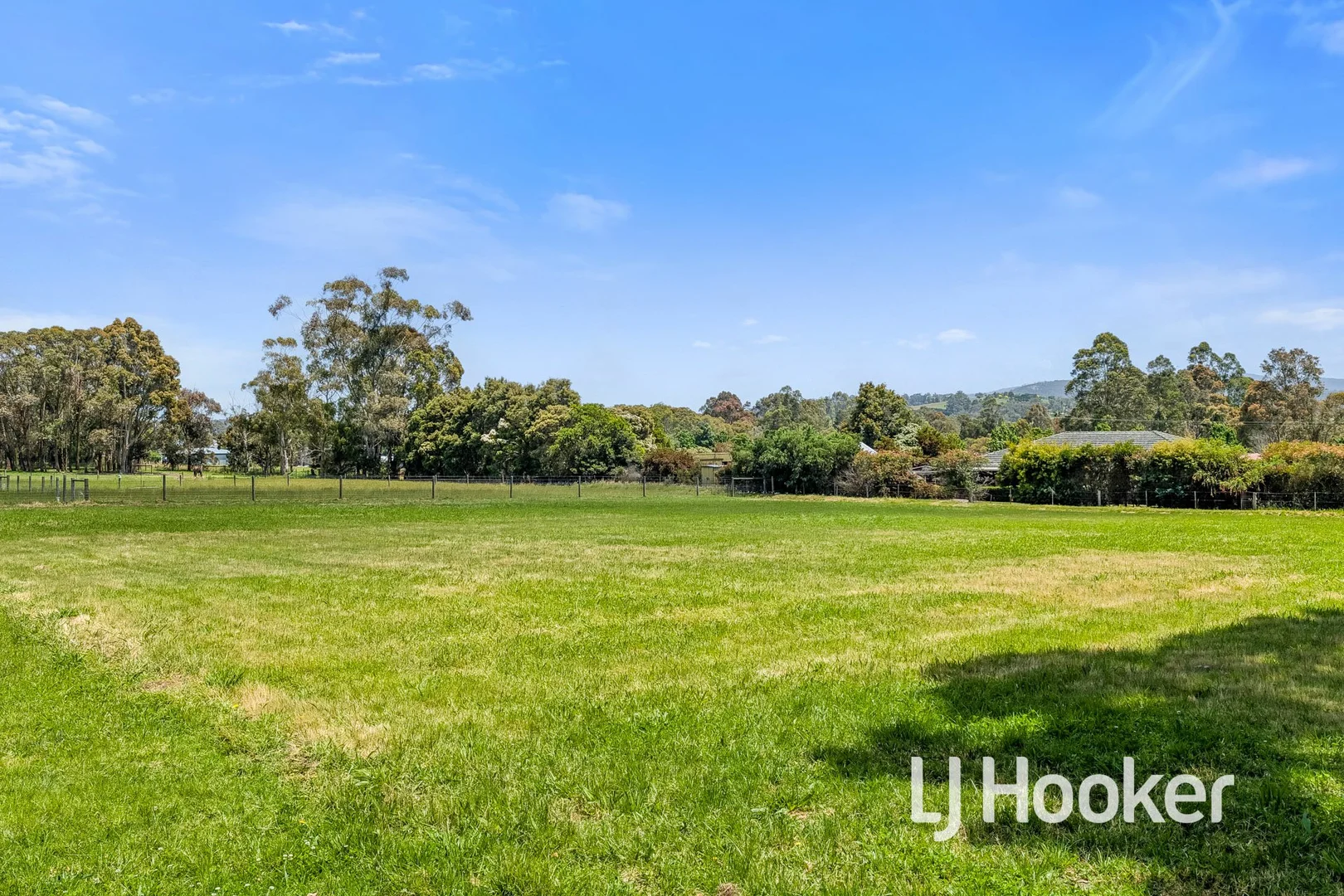 Additional image 4 of 2/31 Wattletree Road, Bunyip VIC 3815