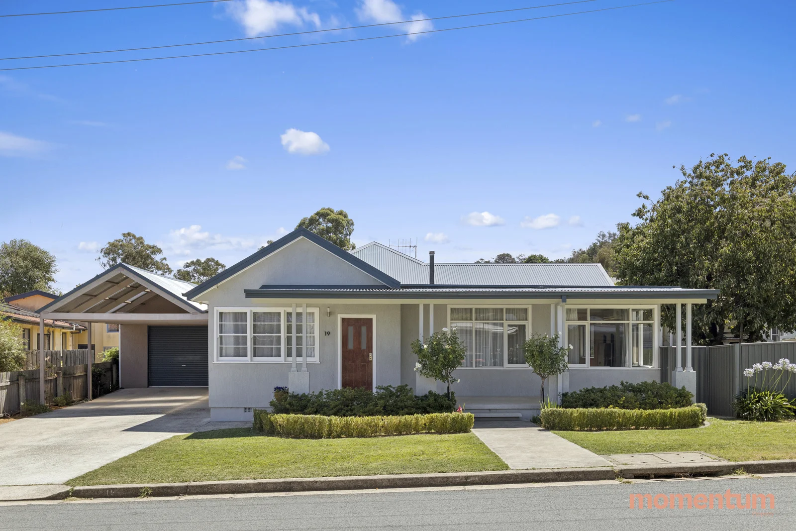 19 Elizabeth Crescent, Queanbeyan East NSW 2620