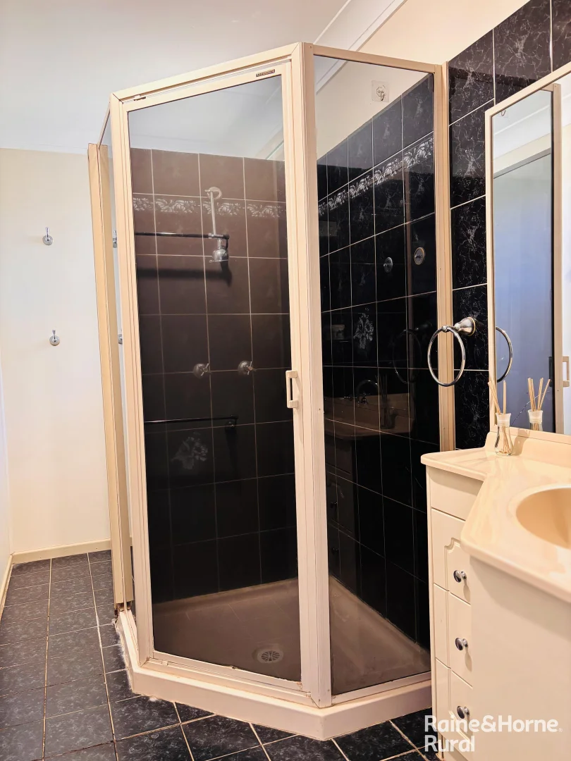 Additional image 9 of 7-13 Edwardes Street, Roma QLD 4455