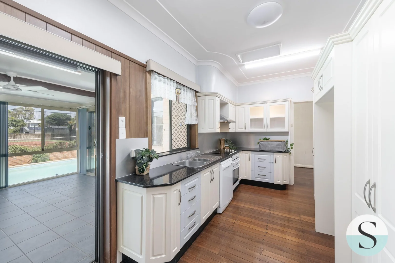 Additional image 17 of 58 Marks Point Road, Marks Point NSW 2280