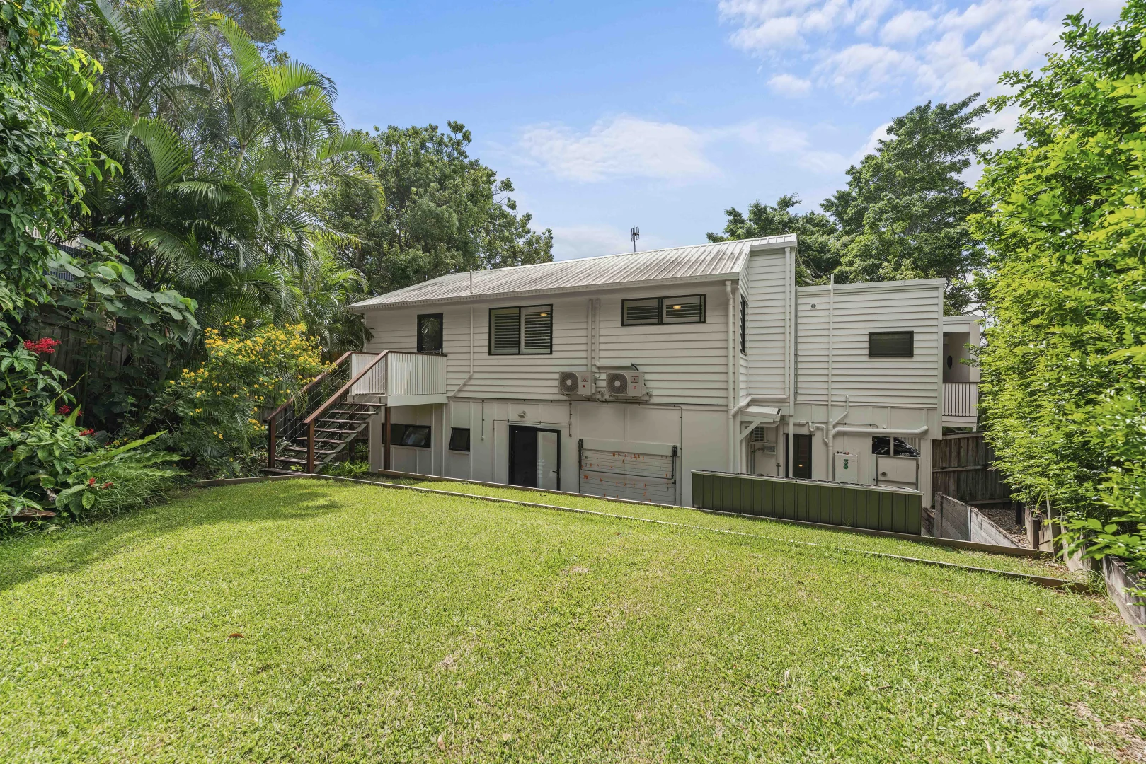 Additional image 26 of 129 K P Mcgrath Drive, Elanora QLD 4221