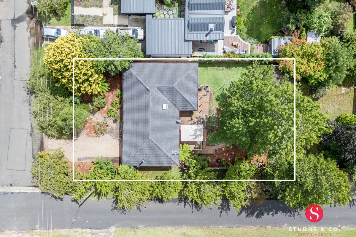 Additional image 17 of 16 Appledon Avenue, Wentworth Falls NSW 2782