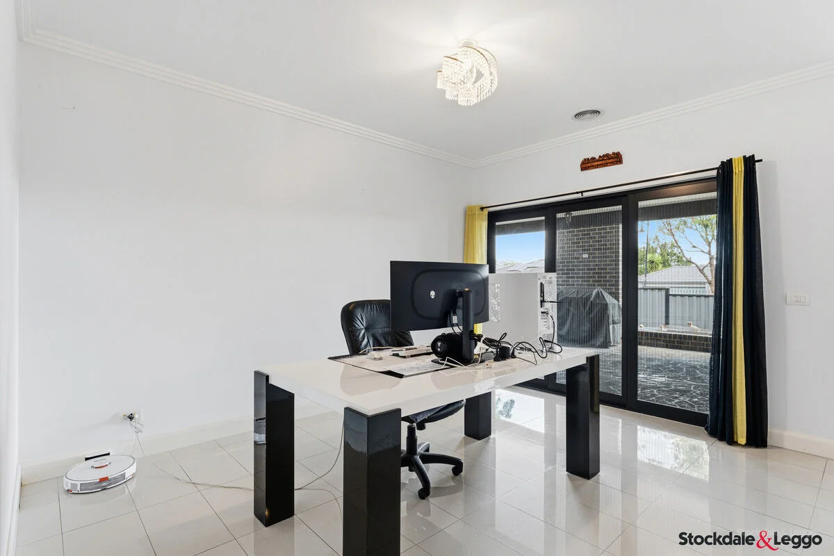 Additional image 15 of 2 Waterside Drive, Pakenham VIC 3810