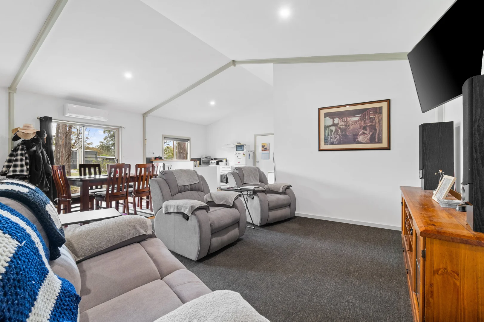 Additional image 5 of 2 Mt Bradley Street, Coongulla VIC 3860