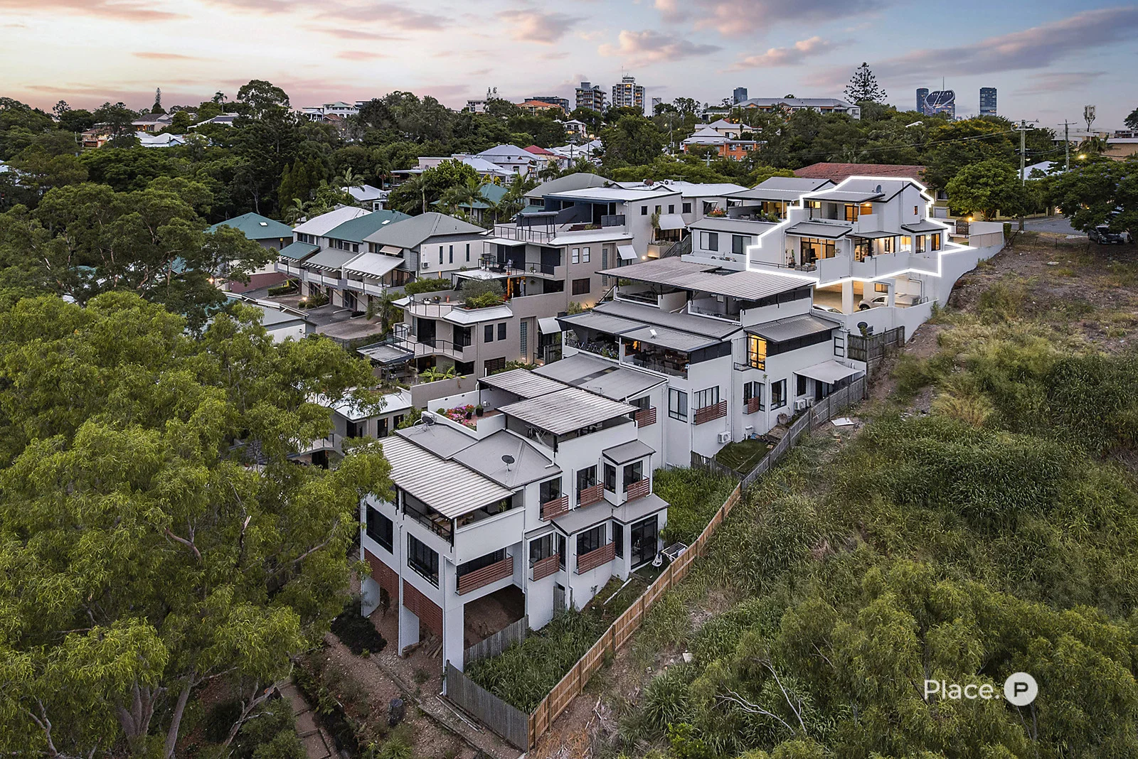 Additional image 3 of 1/17 Rosecliffe Street, Highgate Hill QLD 4101