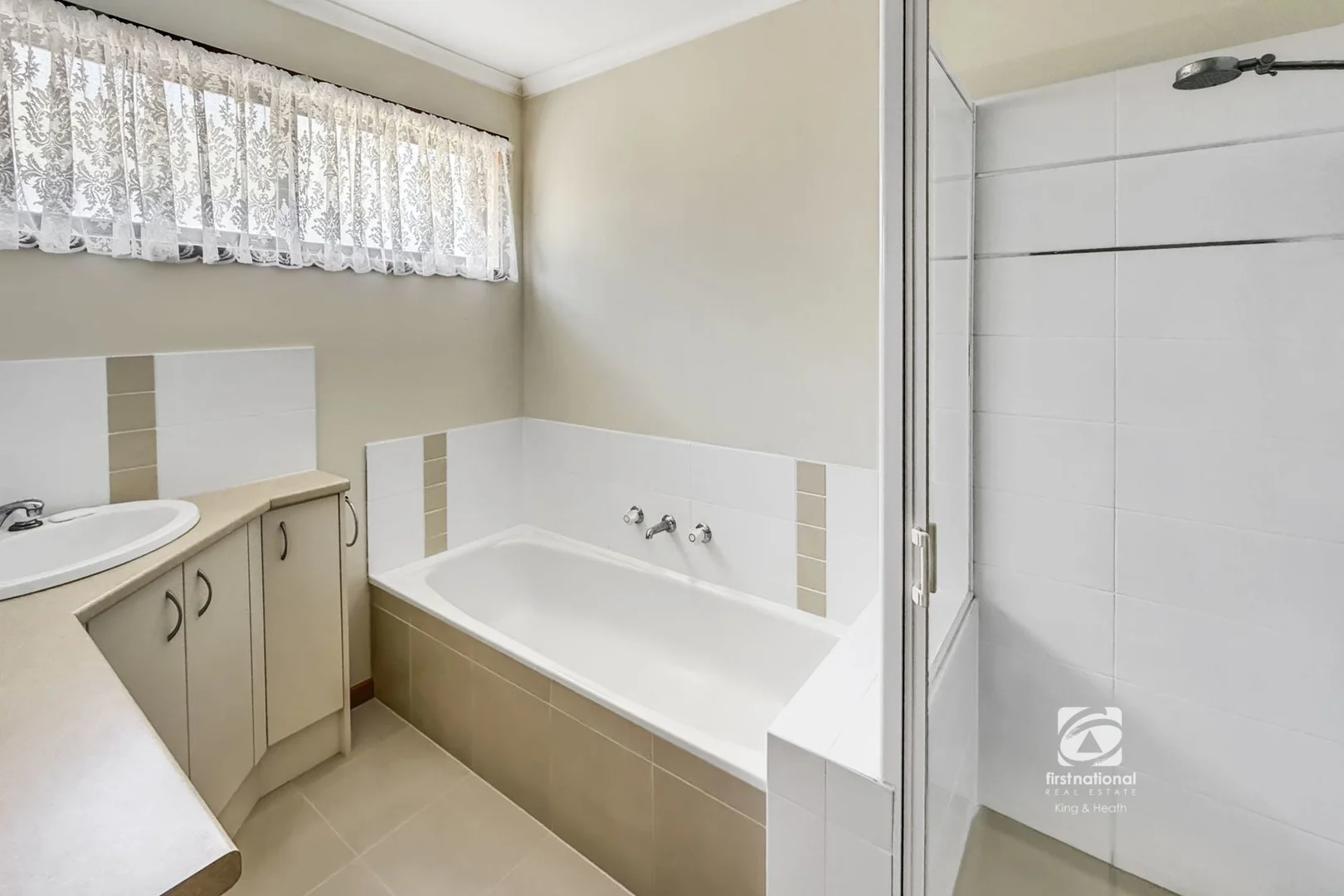 Additional image 10 of 3 Sudings Road, Lakes Entrance VIC 3909