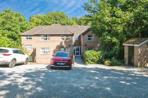 Middle Road, Southampton SO19
