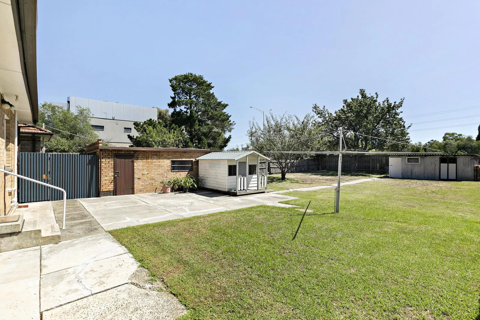 Additional image 13 of 44 Collier Court, Strathmore Heights VIC 3041
