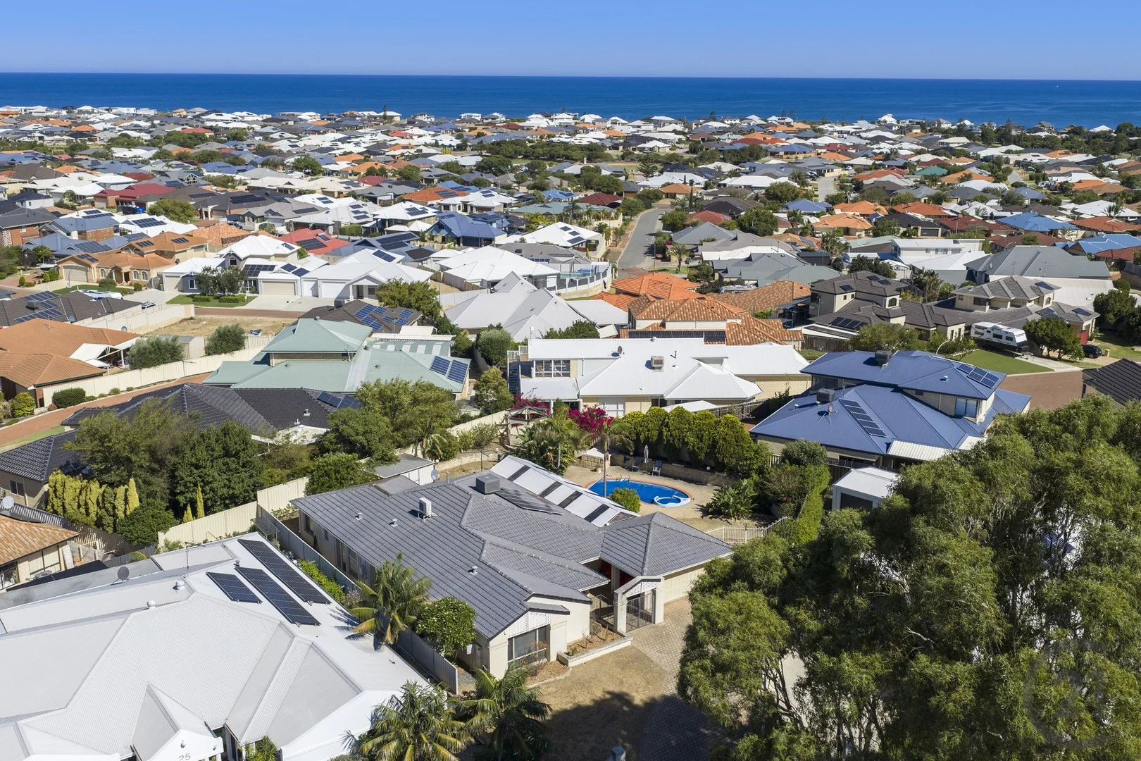 24 Everlasting Retreat, Halls Head WA 6210