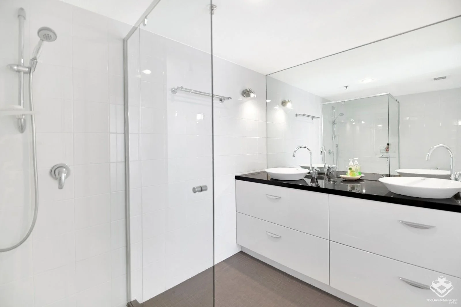 Additional image 9 of ID:21171893/3554 Main Beach Parade, Main Beach QLD 4217