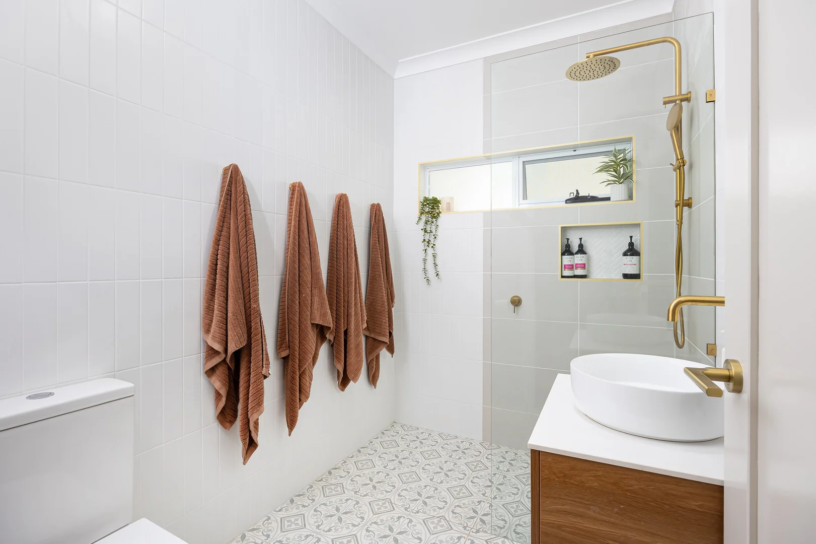 Additional image 8 of 2 Charleville Road, Turvey Park NSW 2650