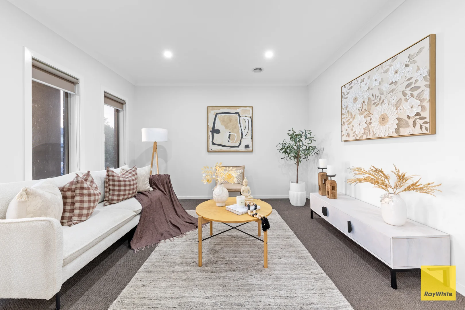 54 Queensbridge Avenue, Tarneit VIC 3029 photo 2