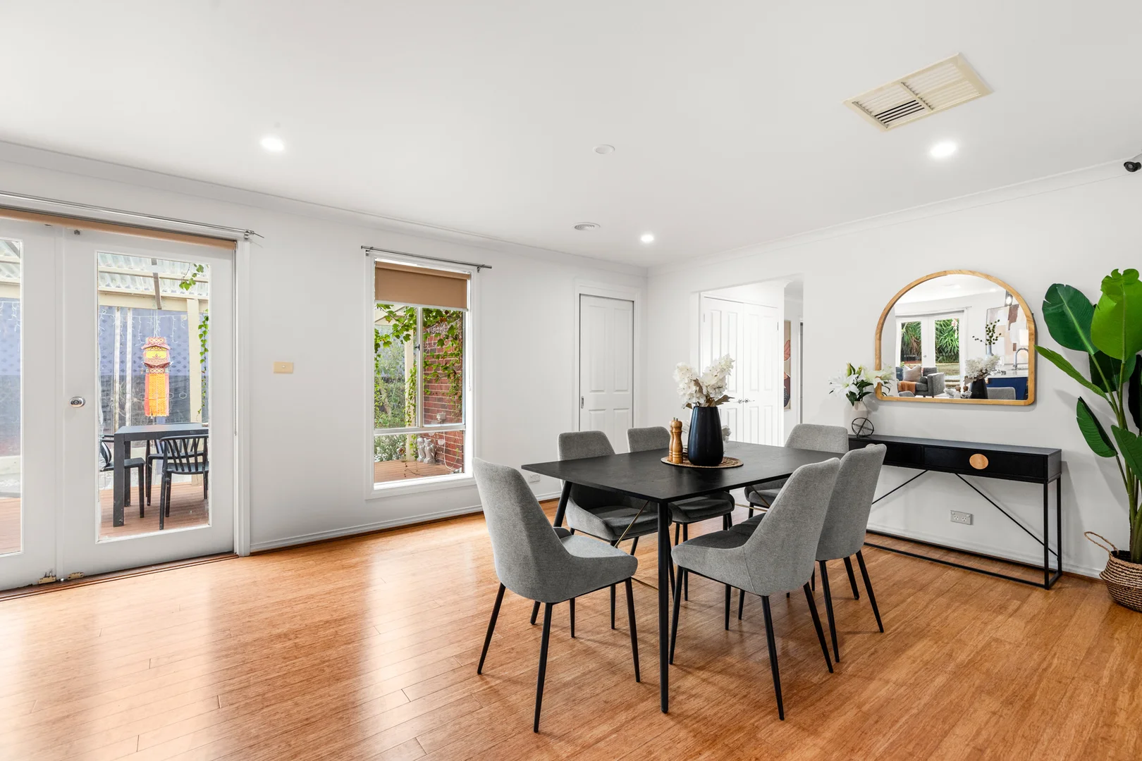 Additional image 5 of 5 Radiata Close, Manor Lakes VIC 3024