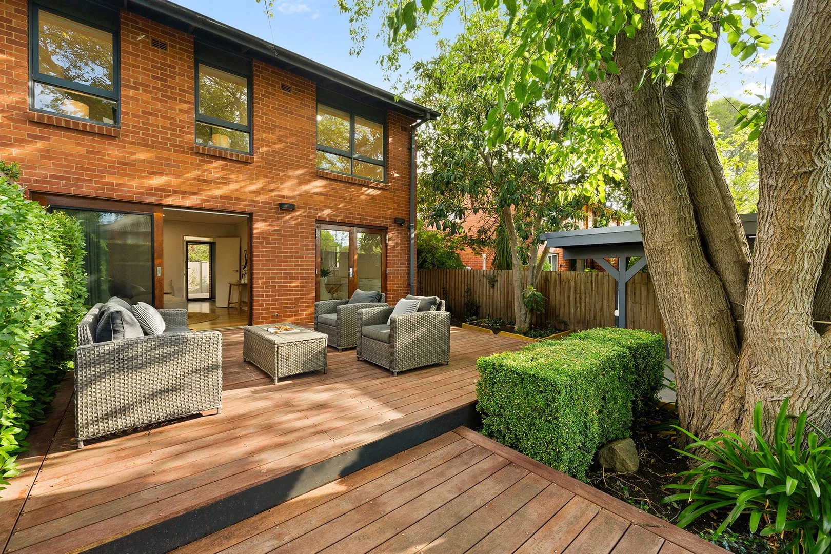 10 Carroll Street, Hughes ACT 2605