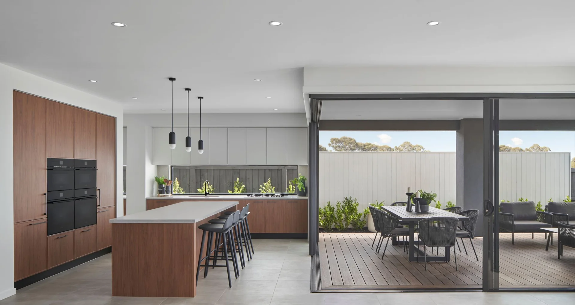 Additional image 2 of Lot 1346 Gator Esplanade, Clyde North VIC 3978