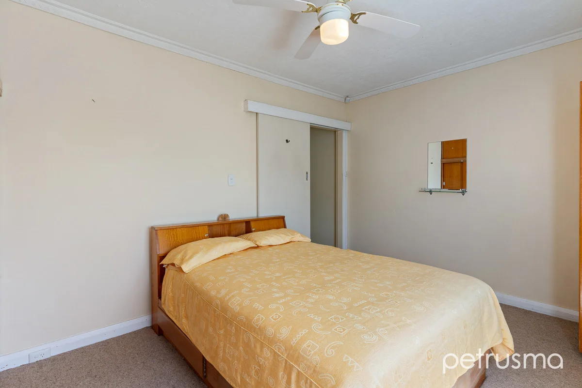 Additional image 15 of 199 Derwent Avenue, Lindisfarne TAS 7015