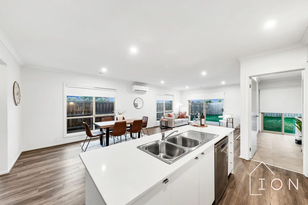 Additional image 8 of 1 Growling Grass Drive, Clyde North VIC 3978