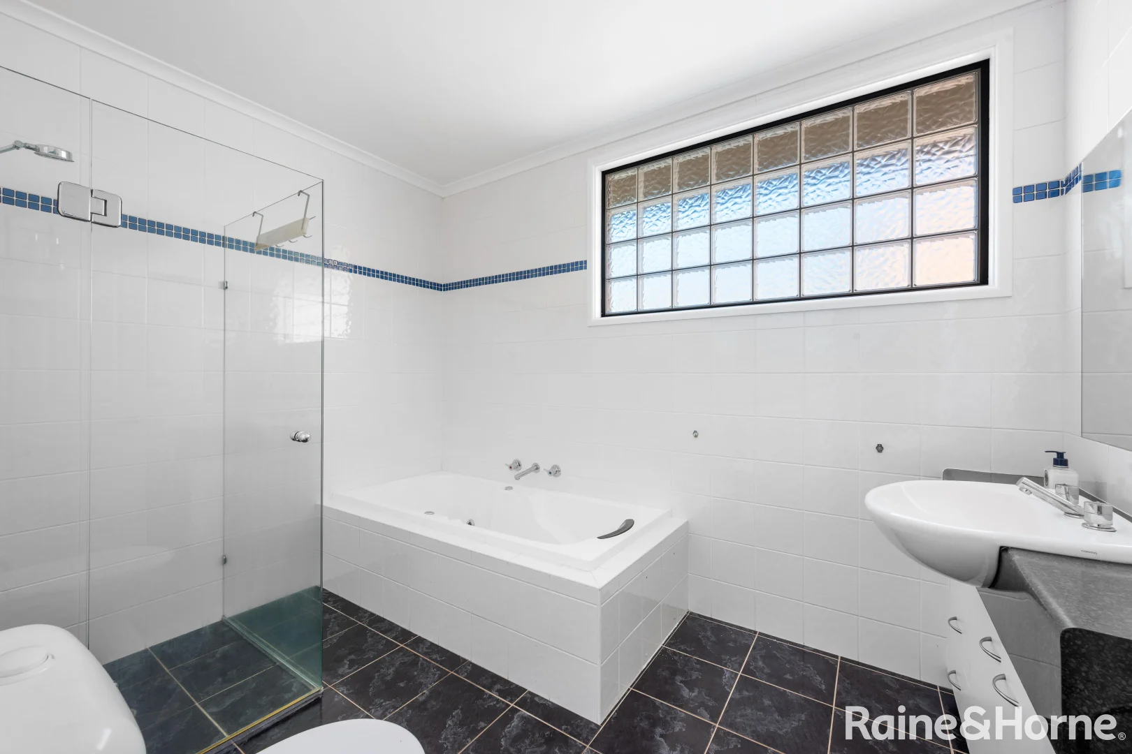 Additional image 8 of 33 Walsh Crescent, North Nowra NSW 2541