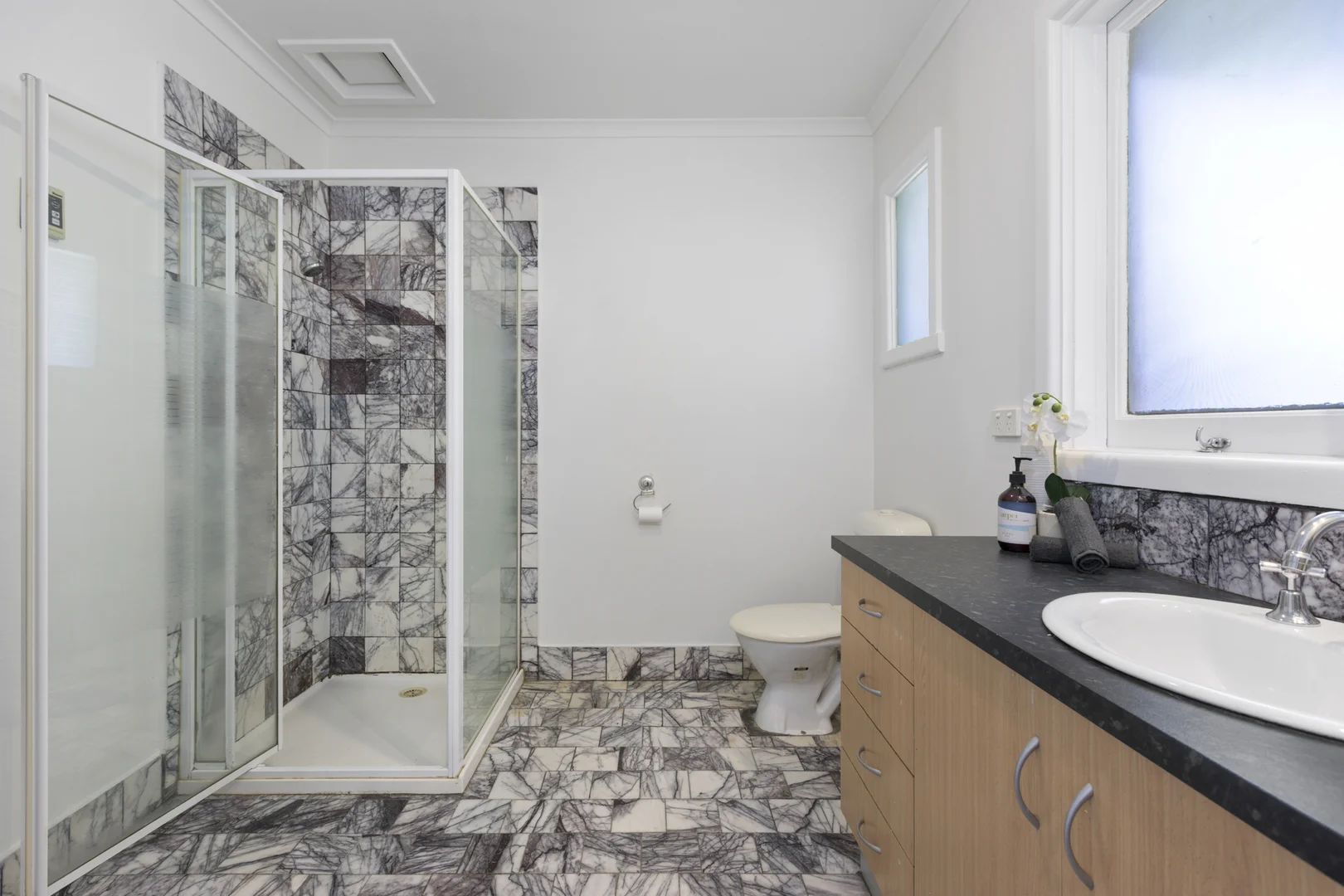 Additional image 8 of 16/315 Nepean Highway Service Road, Parkdale VIC 3195