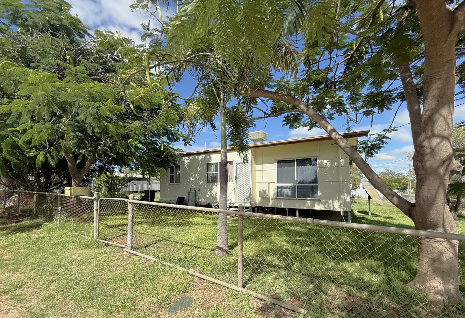 3 Birch Sreet, Barcaldine QLD 4725