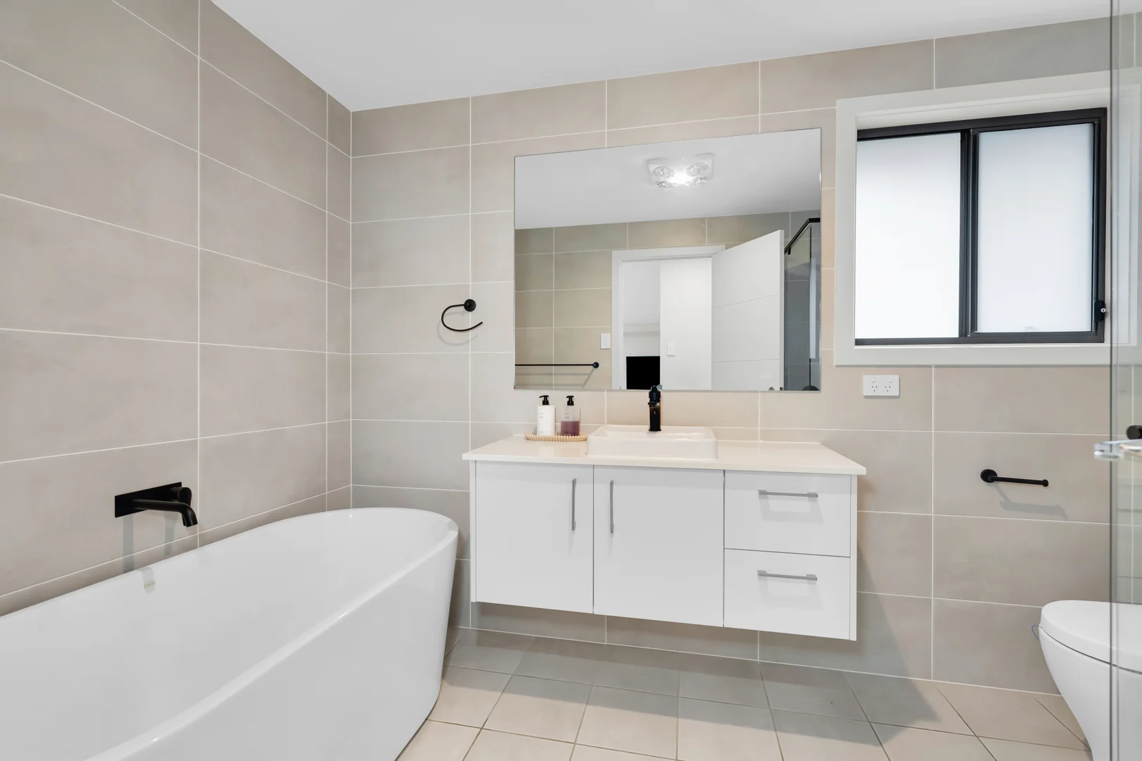 Additional image 8 of 48 Limestone Avenue, Spring Farm NSW 2570