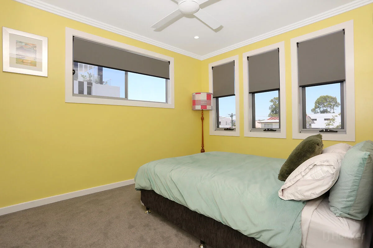 Additional image 13 of 2/49 Milton Avenue, Paradise Point QLD 4216