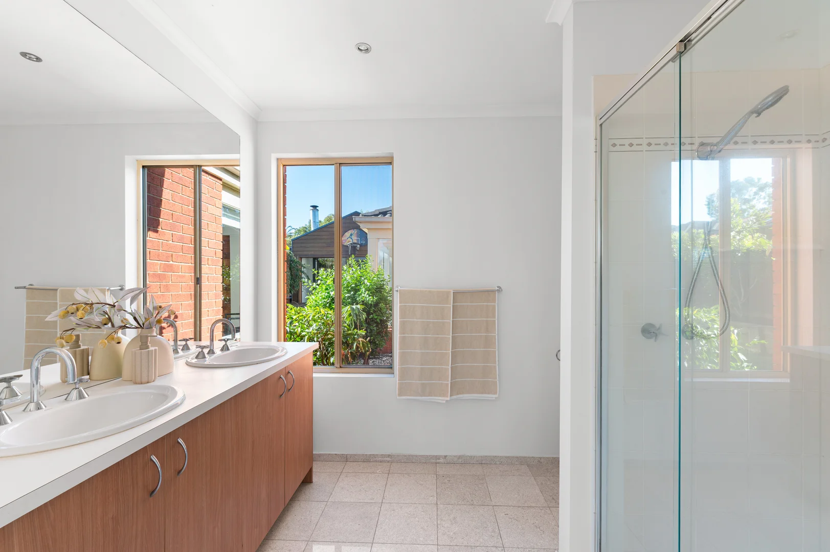 Additional image 12 of 13 Strathoon Crescent, South Morang VIC 3752
