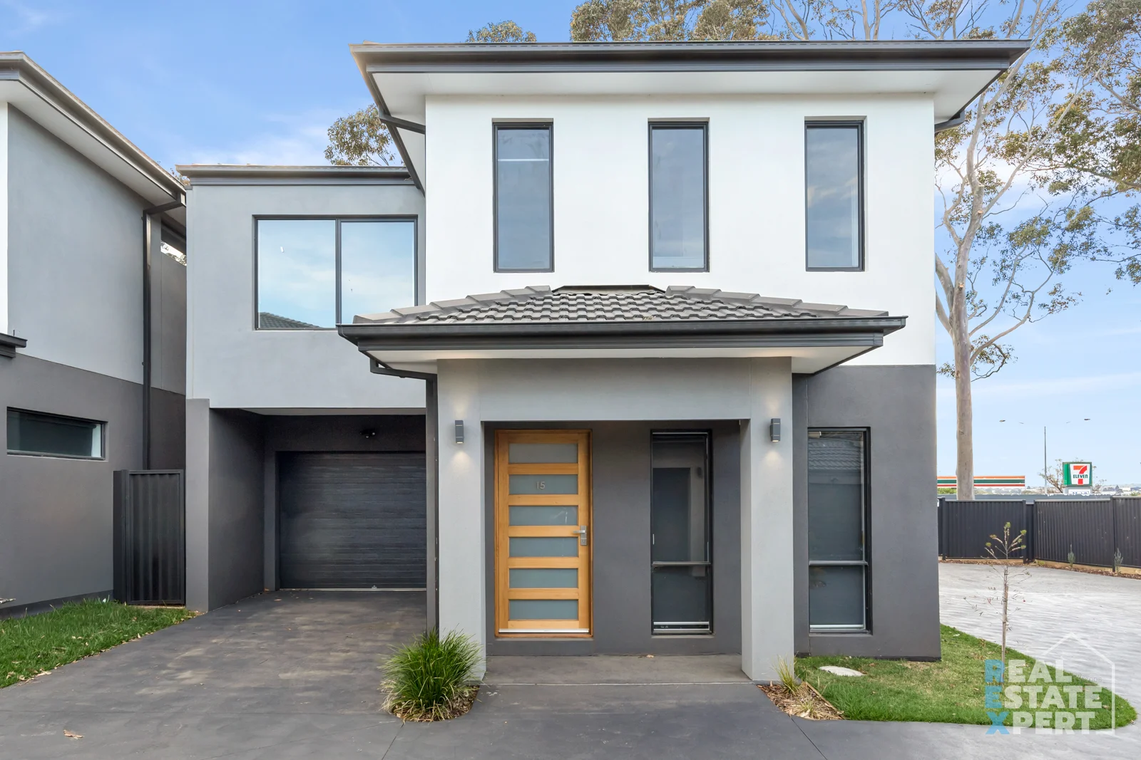 15 Success Place, Hampton Park VIC 3976